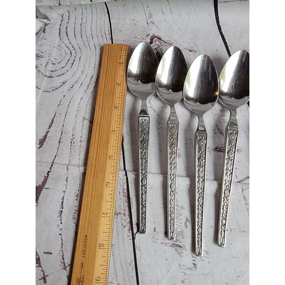 Vintage United Silver Co. USI2 Stainless Steel 6 Piece Of Soup Spoons 7-1/2” - Picture 4 of 4